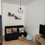 Cosy De 50m2, 2 Avec Terrasse, Plein Centre D'ax-les-thermes *