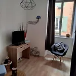 Cosy De 50m2, 2 Avec Terrasse, Plein Centre D'ax-les-thermes *
