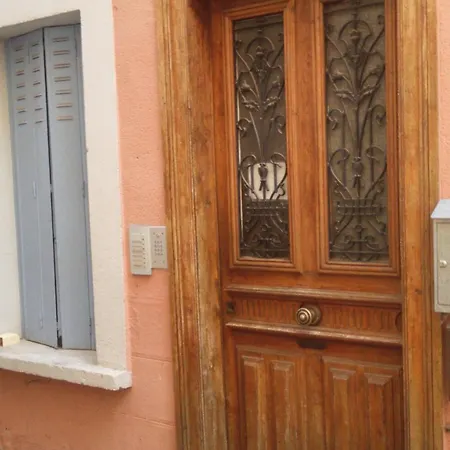 Cosy De 50m2, 2 Avec Terrasse, Plein Centre D'ax-les-thermes Apartamento