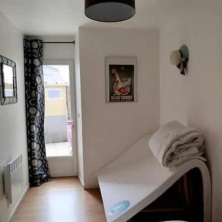 Cosy De 50m2, 2 Avec Terrasse, Plein Centre D'ax-les-thermes Apartment *